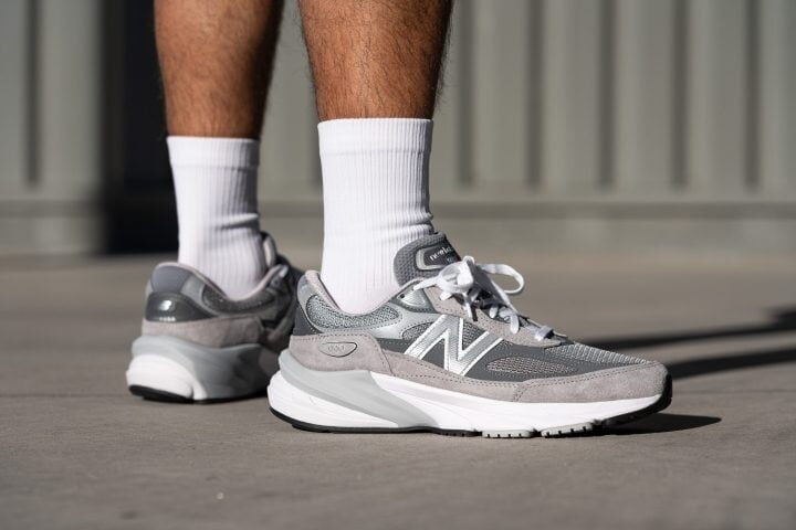 New Balance 990v6